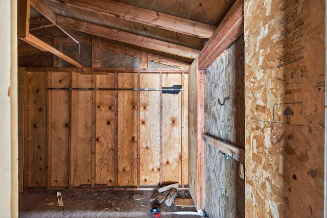 7062 Sherwood Road, Woodbury, MN 55125