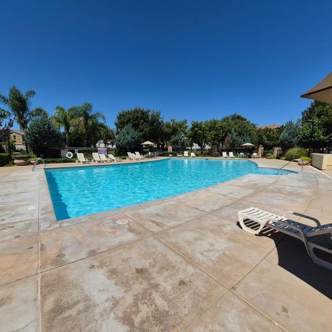 9902 Del Surf Ln, Elk Grove, CA 95757