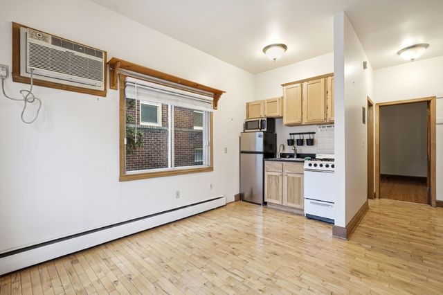 1913 Emerson Avenue 102, Minneapolis, MN 55408