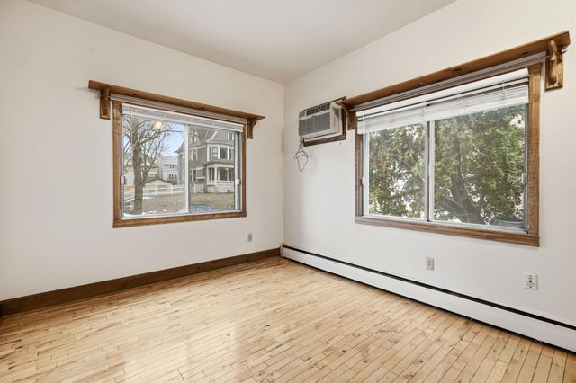 1913 Emerson Avenue 102, Minneapolis, MN 55408