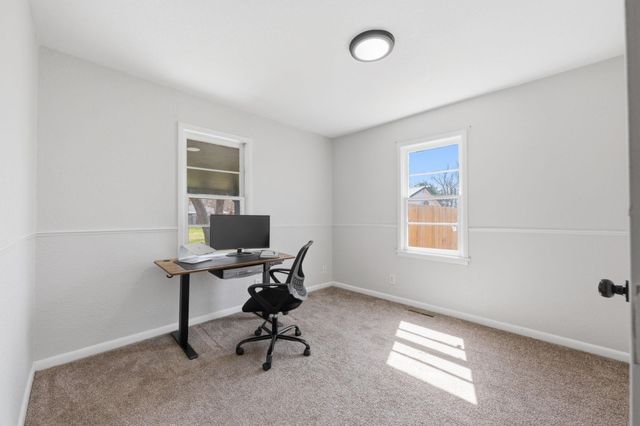 912 N Anna St, Wichita, KS 67212