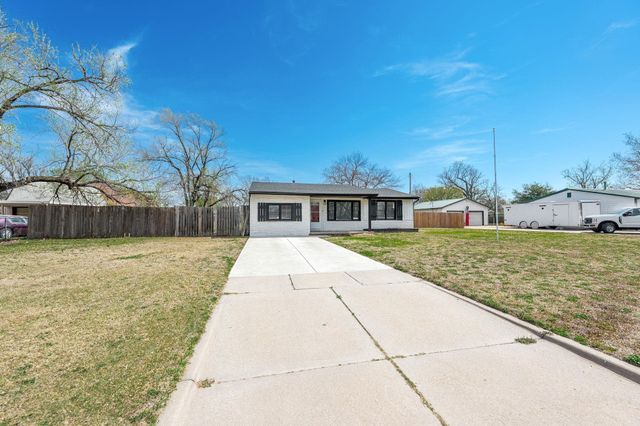 912 N Anna St, Wichita, KS 67212