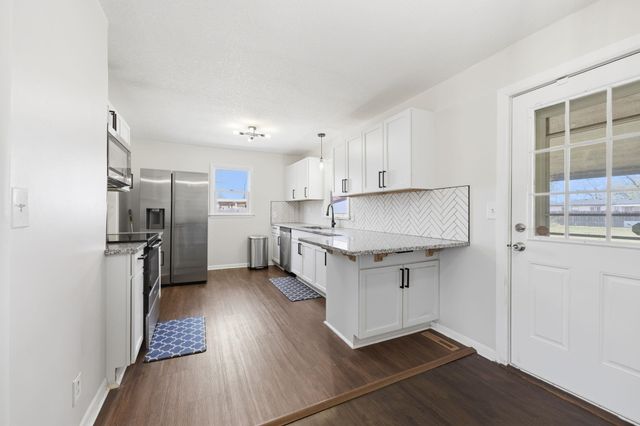 912 N Anna St, Wichita, KS 67212