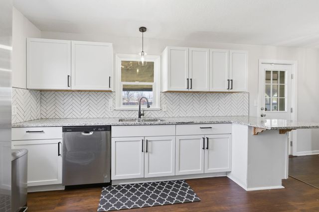 912 N Anna St, Wichita, KS 67212