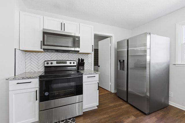 912 N Anna St, Wichita, KS 67212