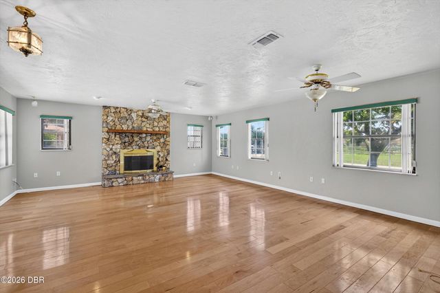 3330 Vista Palm Drive, Edgewater, FL 32141