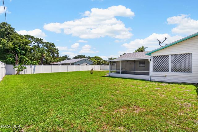 3330 Vista Palm Drive, Edgewater, FL 32141