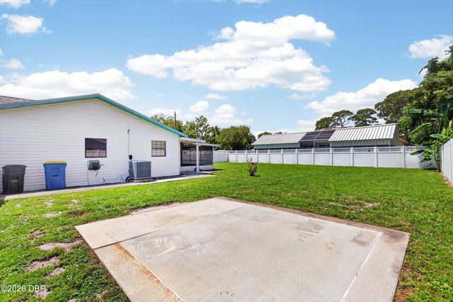 3330 Vista Palm Drive, Edgewater, FL 32141