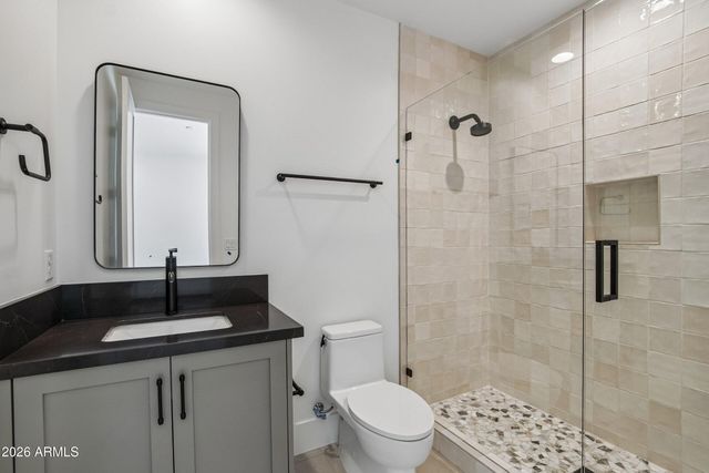 6128 E SWEETWATER Avenue, Scottsdale, AZ 85254