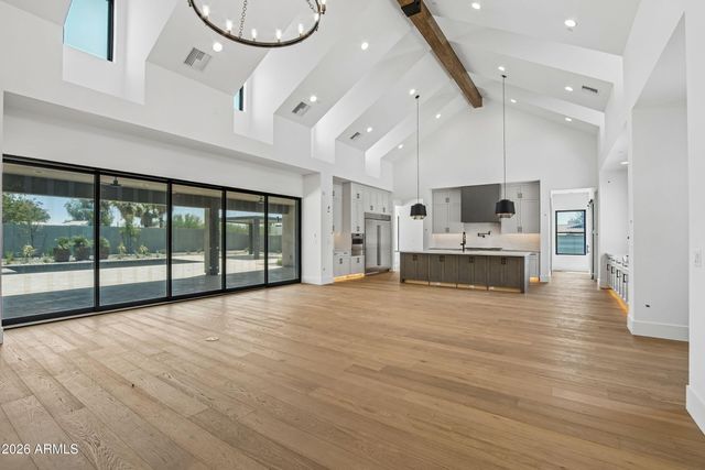 6128 E SWEETWATER Avenue, Scottsdale, AZ 85254