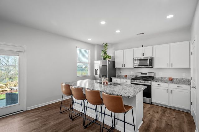 317 Redhead Ln, Lebanon, TN 37090