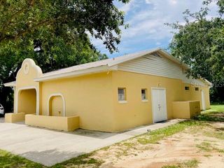 106 E BERESFORD AVENUE, Deland, FL 32724