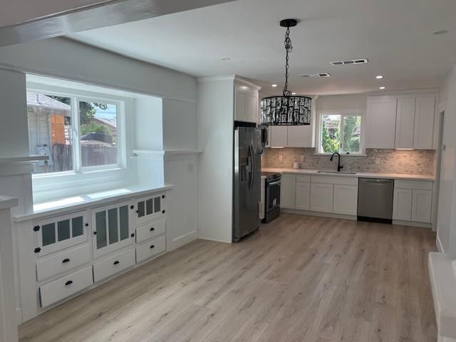 1275 N Farris Avenue, Fresno, CA 93728