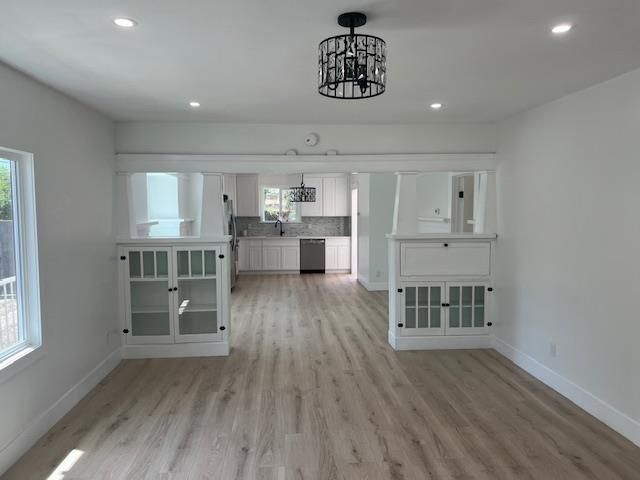 1275 N Farris Avenue, Fresno, CA 93728