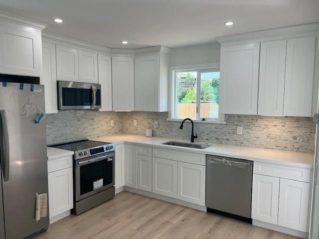1275 N Farris Avenue, Fresno, CA 93728