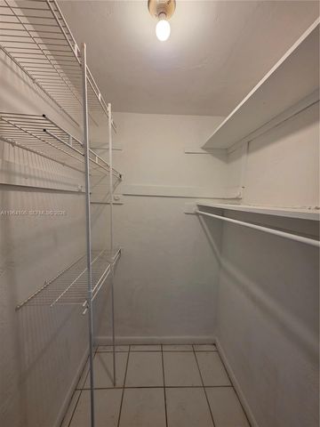 4731 NW 10th Ct 210, Plantation, FL 33313