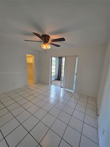 4731 NW 10th Ct 210, Plantation, FL 33313