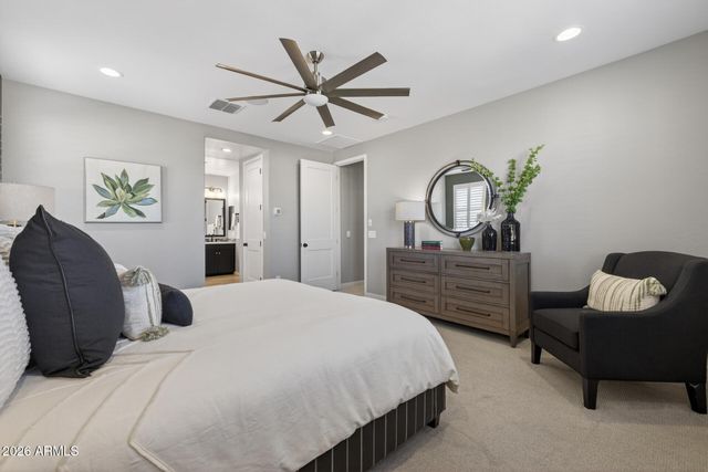 4260 E JONES Street, Gilbert, AZ 85295