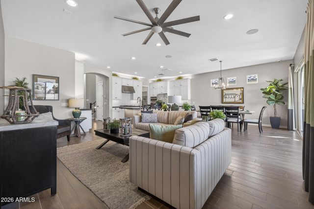 4260 E JONES Street, Gilbert, AZ 85295