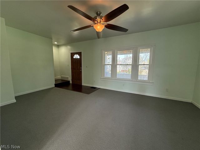 9612 Park Heights Avenue, Garfield Heights, OH 44125