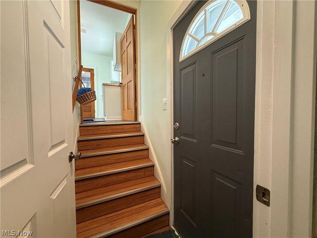 9612 Park Heights Avenue, Garfield Heights, OH 44125