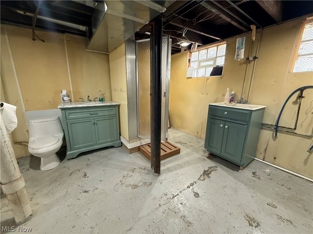 9612 Park Heights Avenue, Garfield Heights, OH 44125