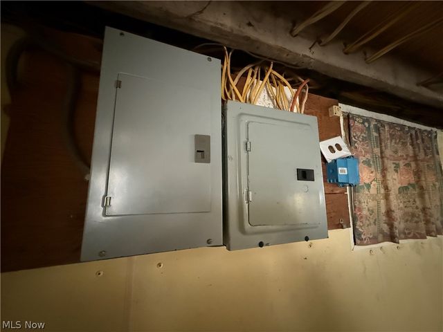 9612 Park Heights Avenue, Garfield Heights, OH 44125