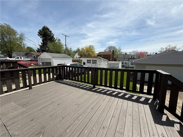 9612 Park Heights Avenue, Garfield Heights, OH 44125