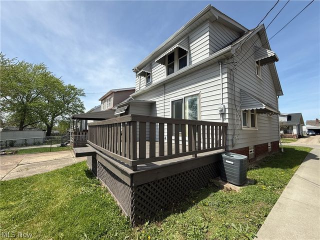 9612 Park Heights Avenue, Garfield Heights, OH 44125