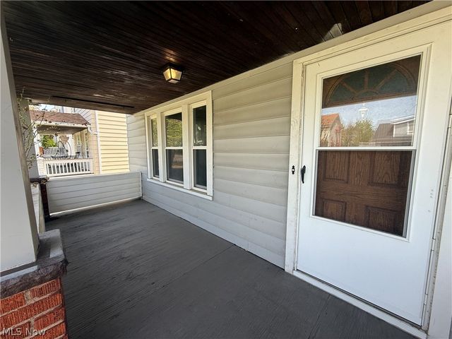 9612 Park Heights Avenue, Garfield Heights, OH 44125