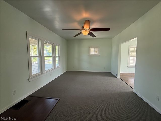 9612 Park Heights Avenue, Garfield Heights, OH 44125