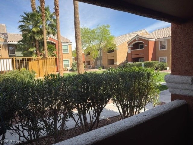 8101 West FLAMINGO Road 1144, Las Vegas, NV 89147