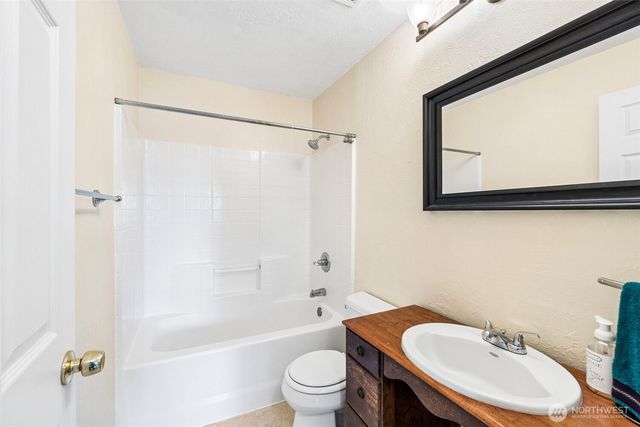 1929 19th Avenue Ct SE, Puyallup, WA 98372