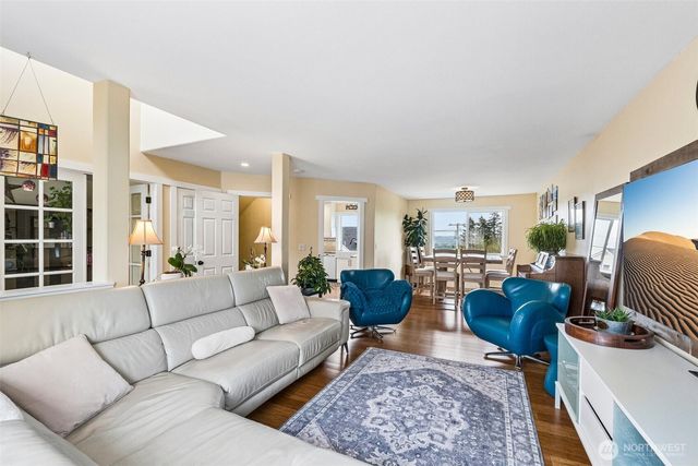 1929 19th Avenue Ct SE, Puyallup, WA 98372