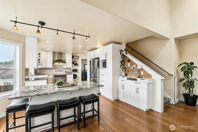 1929 19th Avenue Ct SE, Puyallup, WA 98372