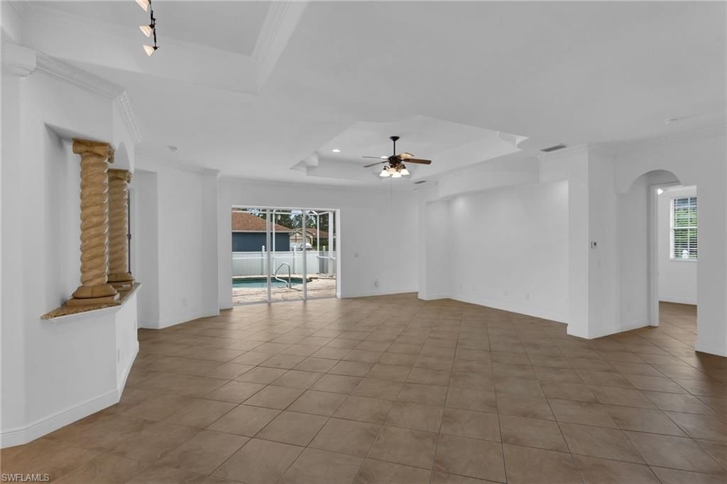 3705 Kilarney ST, FORT MYERS, FL 33905 — photo 3