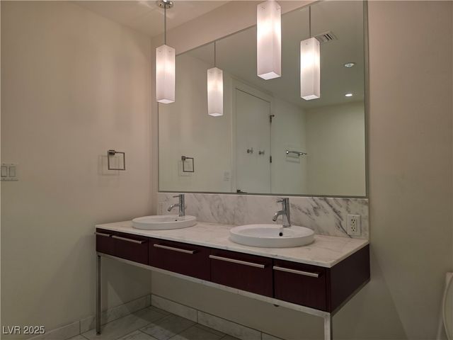 4471 Dean Martin Drive 1104, Las Vegas, NV 89103