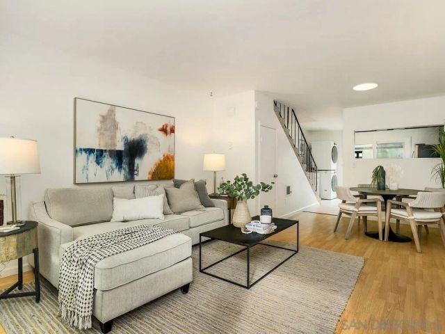 4154 Camino Islay, San Diego, CA 92122