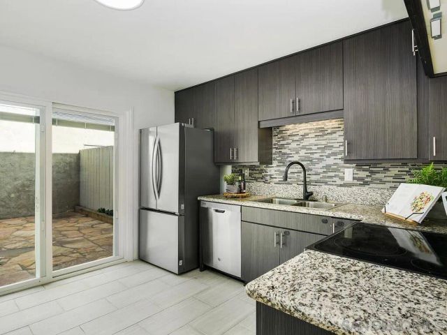 4154 Camino Islay, San Diego, CA 92122