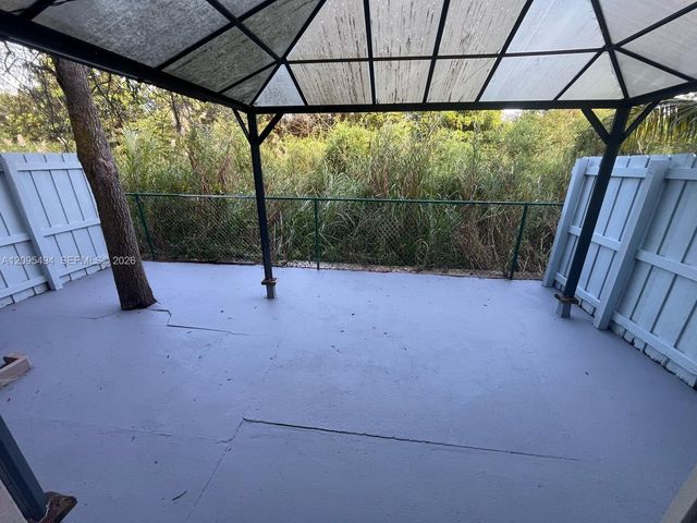 1675 SE 9th Terrace, Homestead, FL 33034