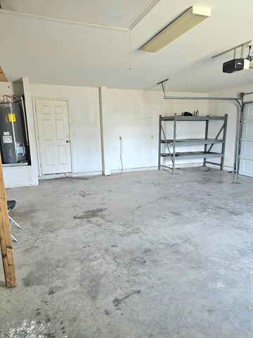 208 Settlers Ridge RDG, Bertram, TX 78605