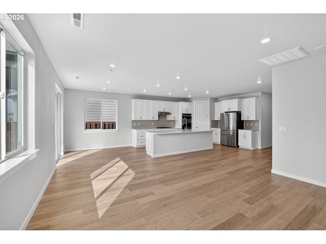 1109 Se 33RD St, Battle Ground, WA 98604