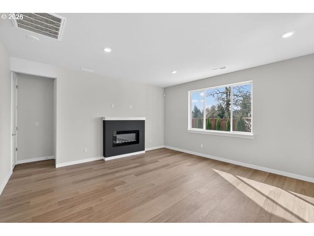 1109 Se 33RD St, Battle Ground, WA 98604