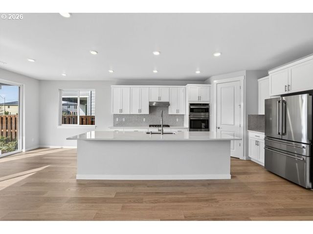 1109 Se 33RD St, Battle Ground, WA 98604