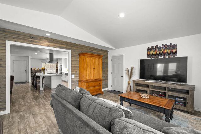 2038 Siegle Dr, Lemon Grove, CA 91945