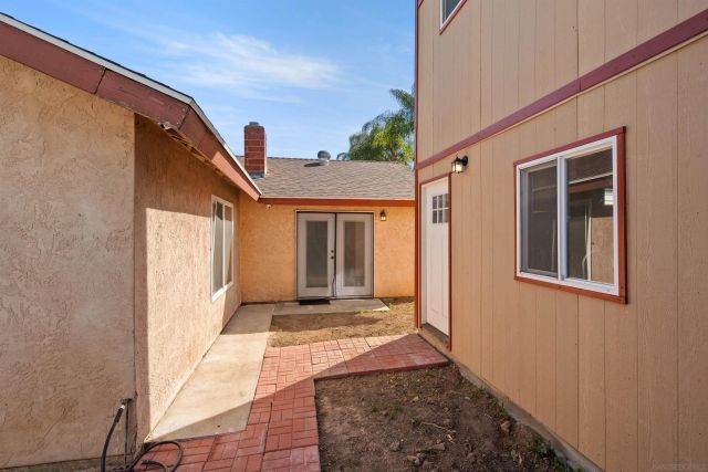 2038 Siegle Dr, Lemon Grove, CA 91945