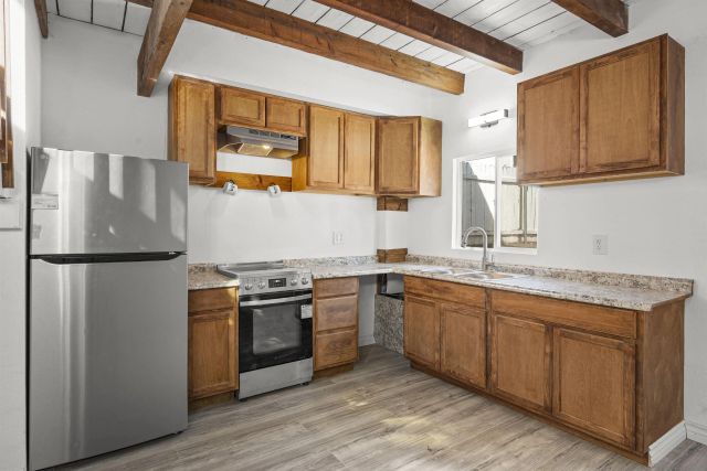 2038 Siegle Dr, Lemon Grove, CA 91945