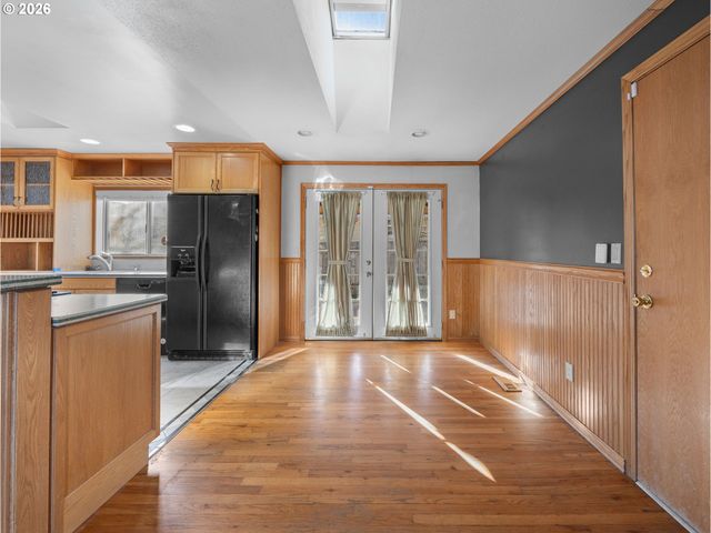 12840 Se MILL St, Portland, OR 97233