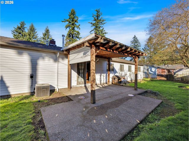 12840 Se MILL St, Portland, OR 97233