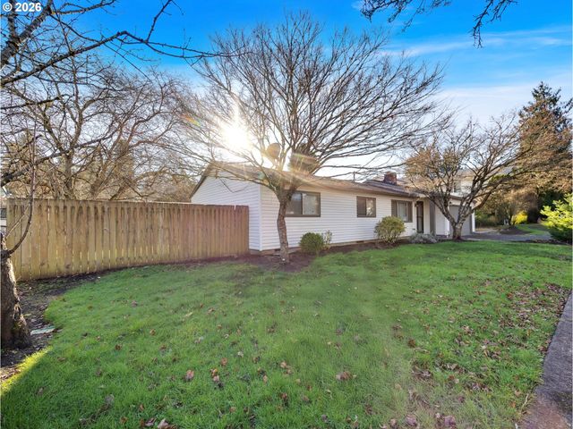 12840 Se MILL St, Portland, OR 97233